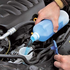 Как правильно выбрать стеклоомывающую жидкость